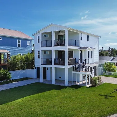 Gulfside Retreat Villa